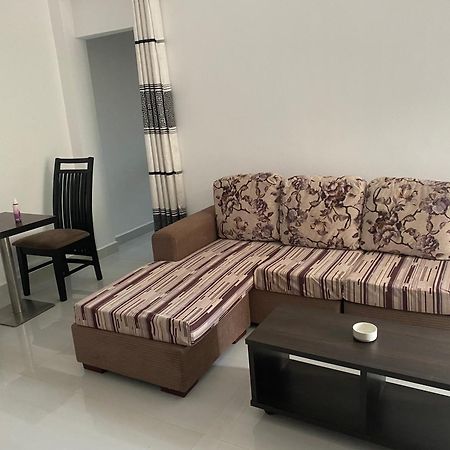 Apartment Near Colombo Airport Katunayaka Bagian luar foto