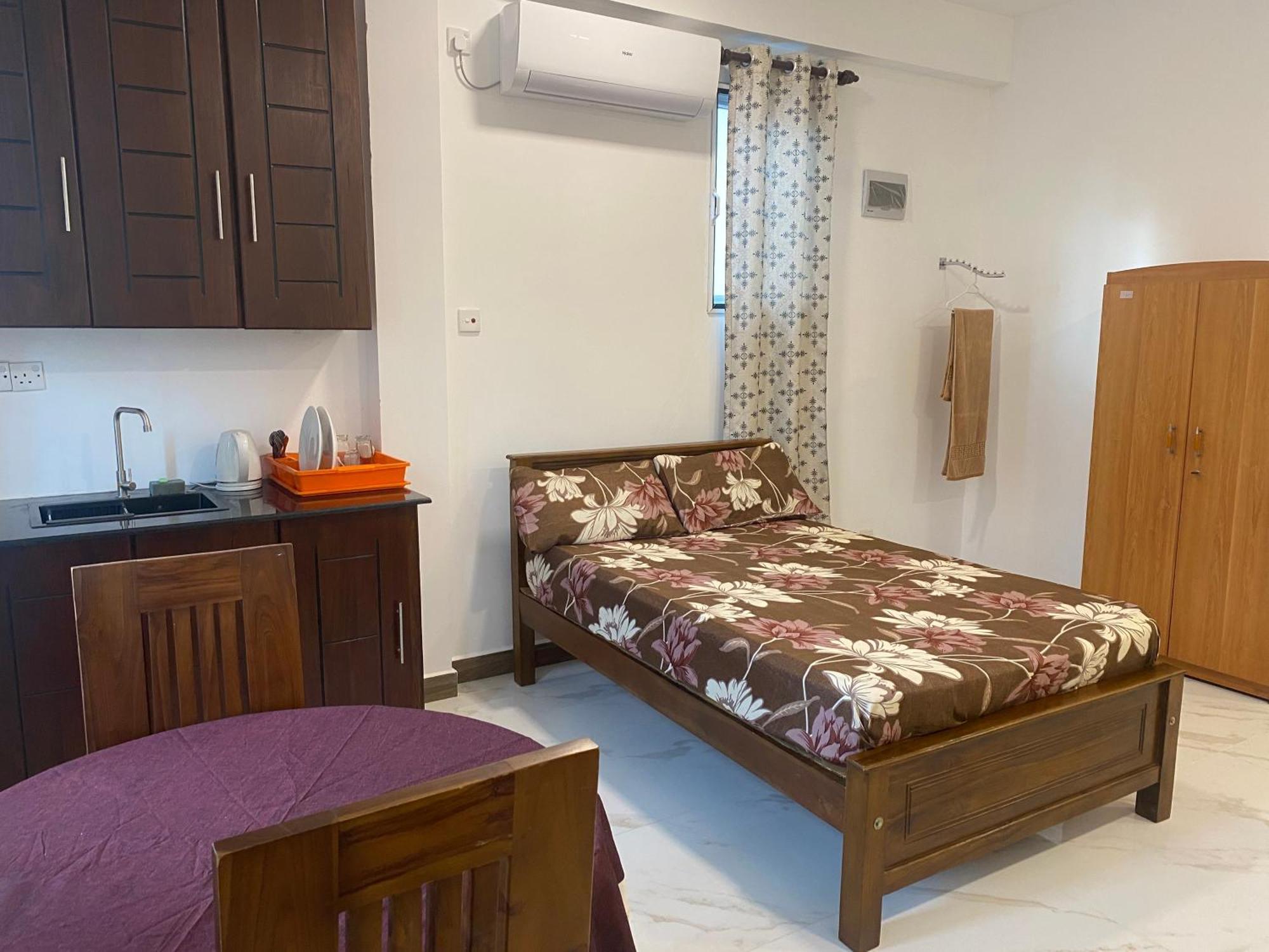 Apartment Near Colombo Airport Katunayaka Bagian luar foto