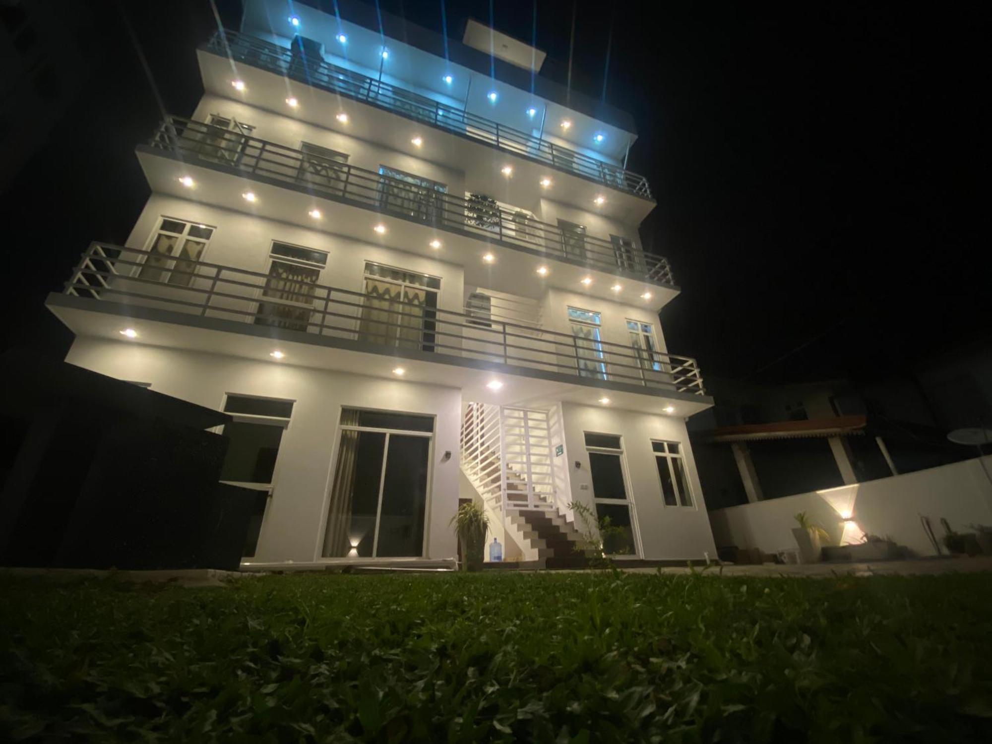 Apartment Near Colombo Airport Katunayaka Bagian luar foto