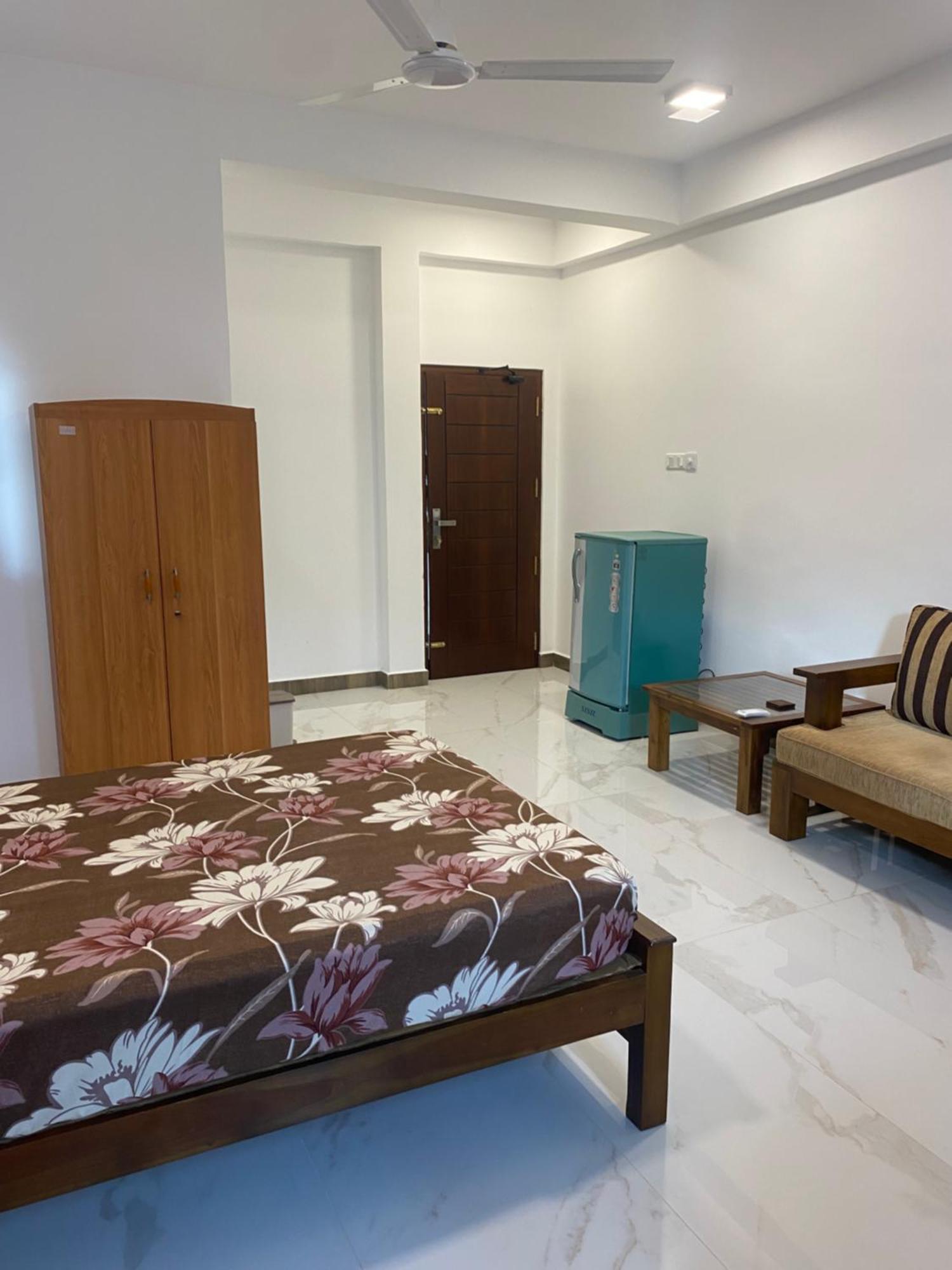 Apartment Near Colombo Airport Katunayaka Bagian luar foto