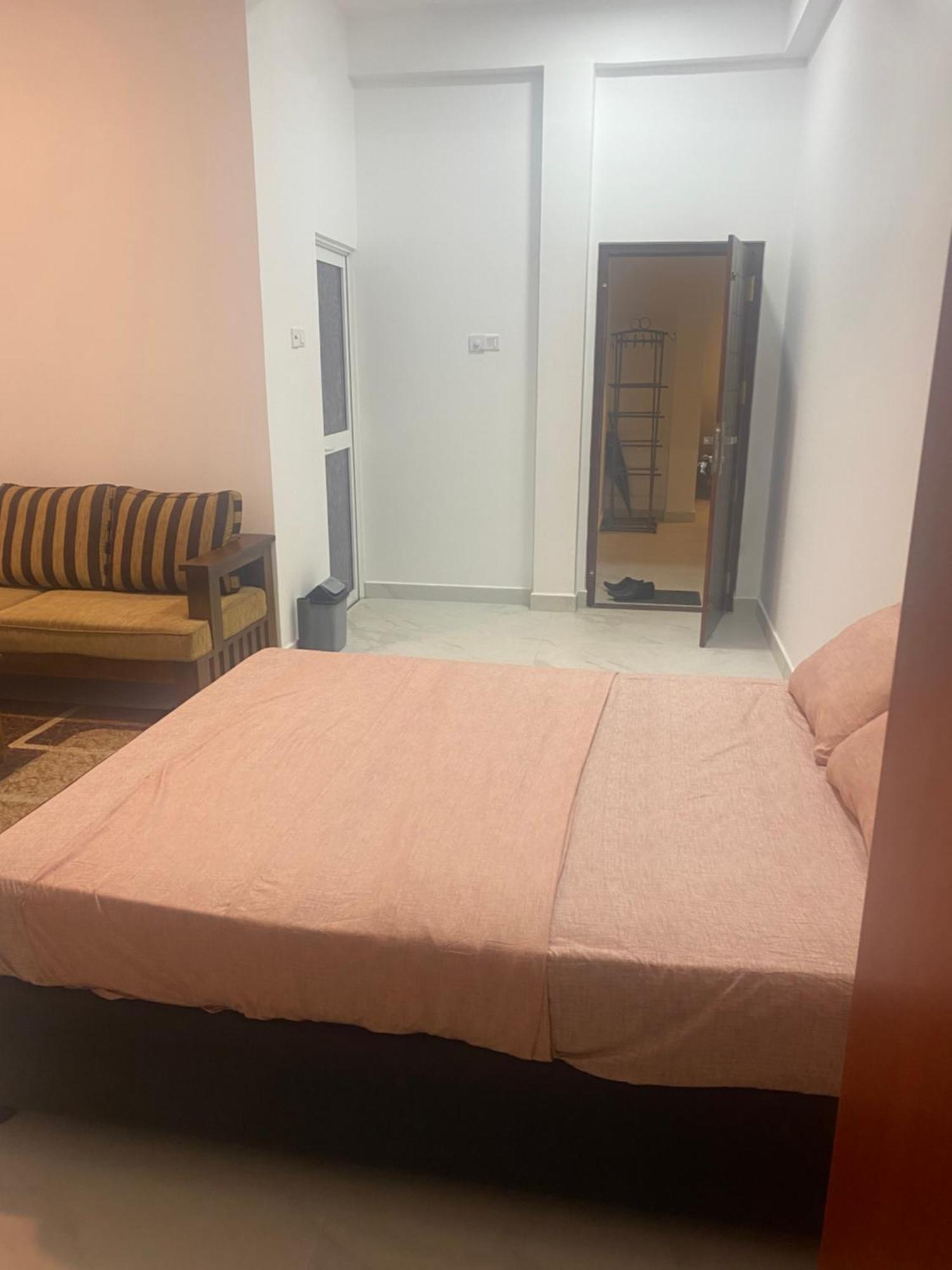 Apartment Near Colombo Airport Katunayaka Bagian luar foto