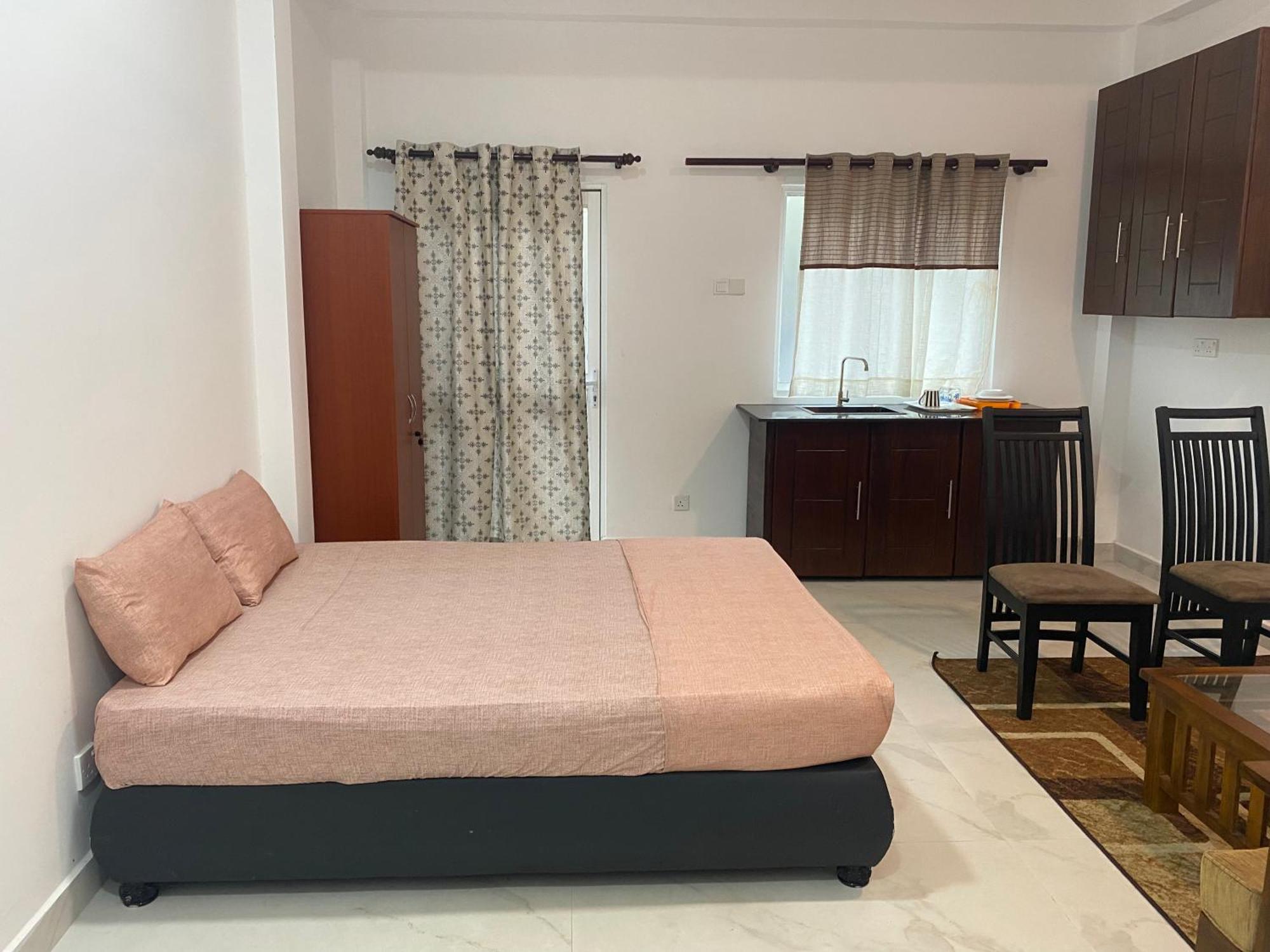 Apartment Near Colombo Airport Katunayaka Bagian luar foto